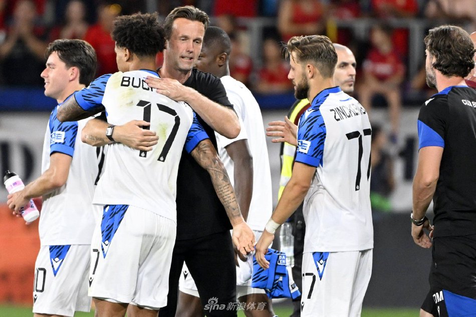 并在发球局 并在发球局